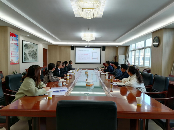 第三黨支部學(xué)習(1)_副本.jpg